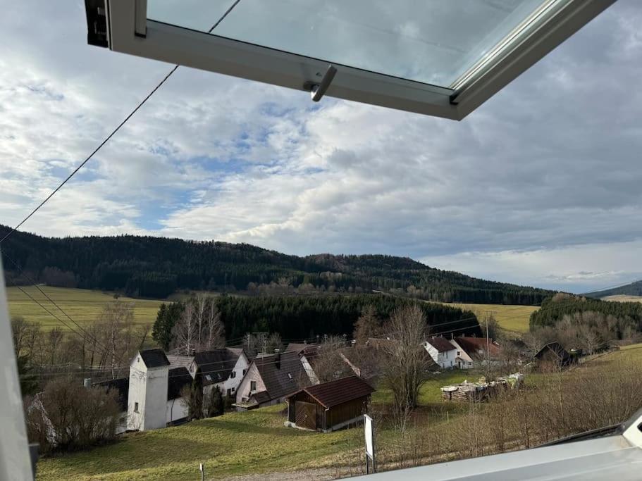 Loft Wohnung Mit Toller Aussicht Messstetten Kültér fotó